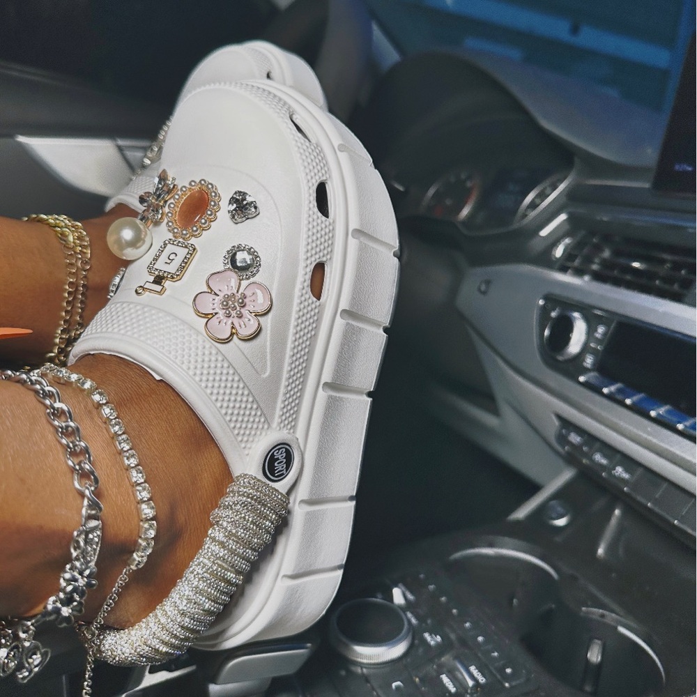 Custom Clog